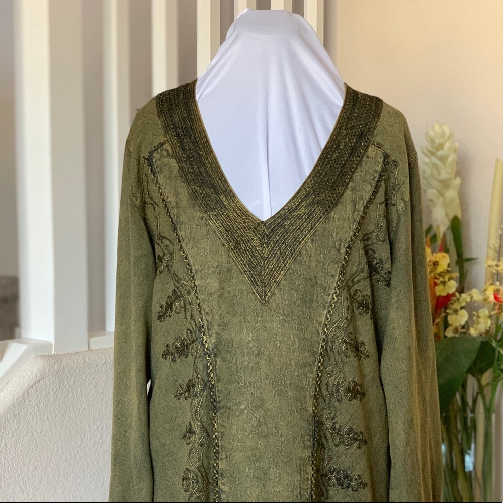 V neck long sleeve olive blouse